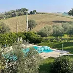 Amazing In With Garden * Belvedere Ostrense