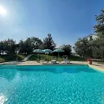 Amazing In With Garden * Belvedere Ostrense