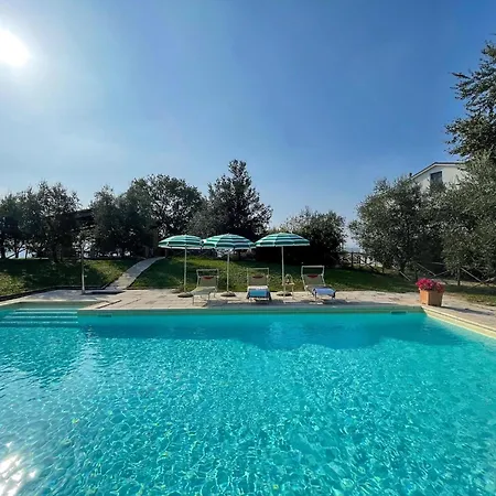 Amazing In With Garden * Belvedere Ostrense