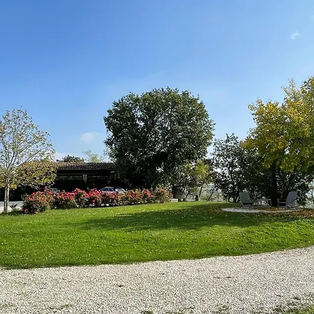 Amazing In With Garden * Belvedere Ostrense