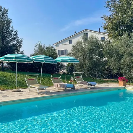 Amazing In With Garden Apartment *